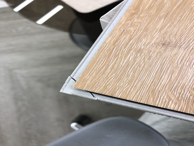 SPC wall panel less than 3.5mm thickness is fragile, prone to cracking, and has weak locking strength causing breakage during installation